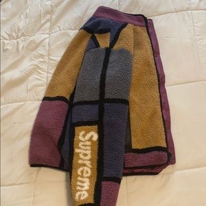 SUPREME MULTI COLOR FLEECE REVERSIBLE